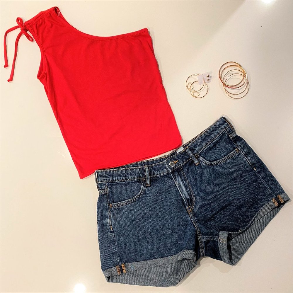 Jean Shorts & One Shoulder Crop Top